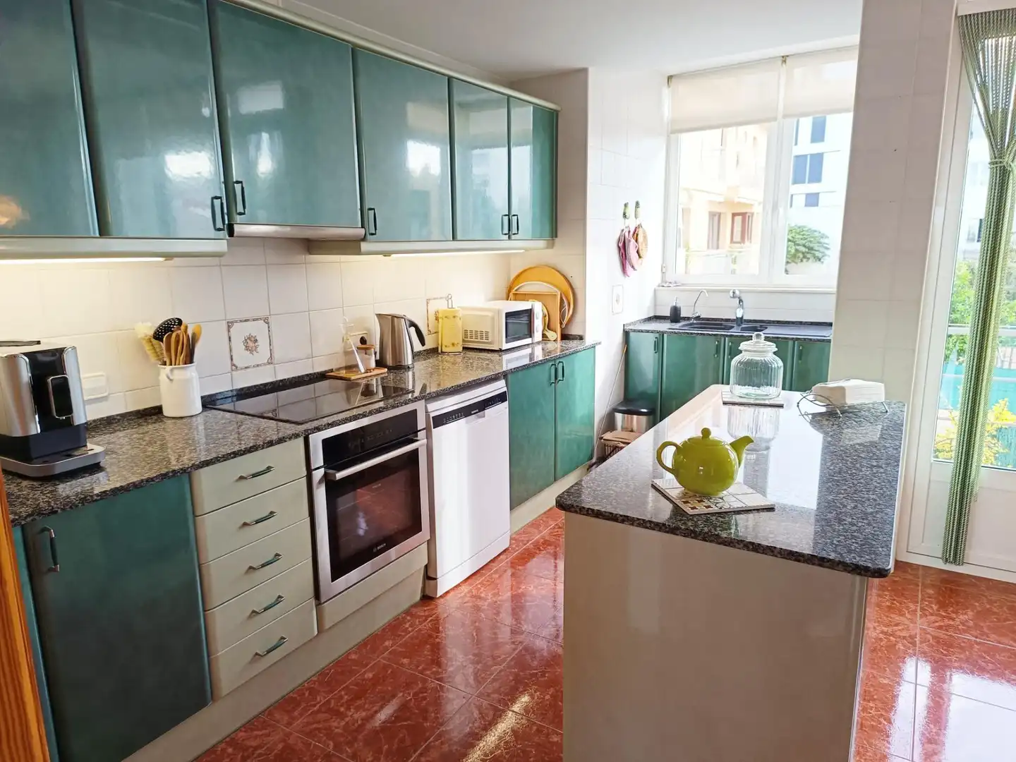 Cuina de Casa adosada en venda en Maó ciutat