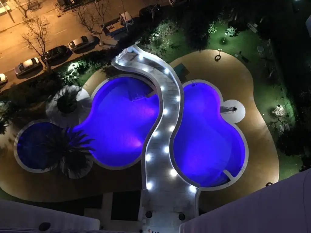 Piscina de Apartamento en venta en Benidorm con Amueblado y Piscina comunitaria