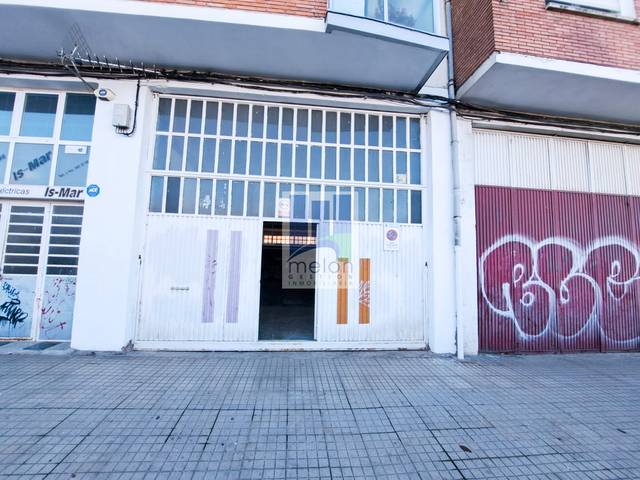 Local comercial en Venta en ROMANCERO en San Julián - Barriada de Cortes