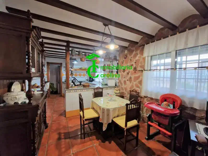 Houses for sale in La Carolina  with Air Conditioner, Heating and Private garden