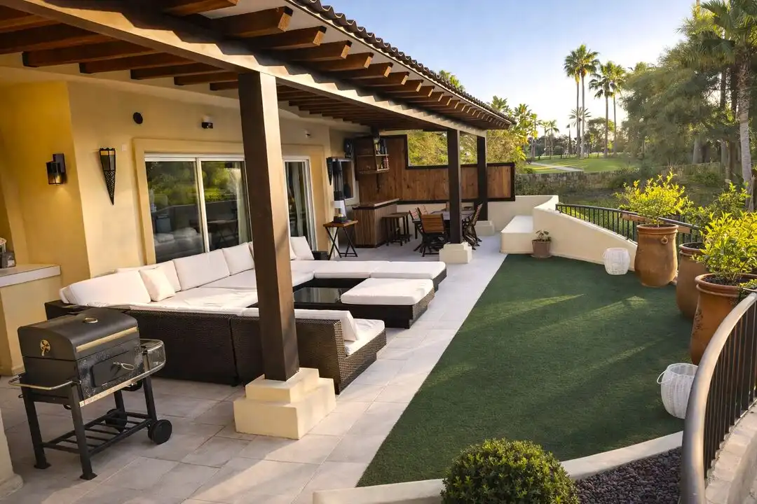 Piso con terraza en venta en Urbanización San Roque Club 5