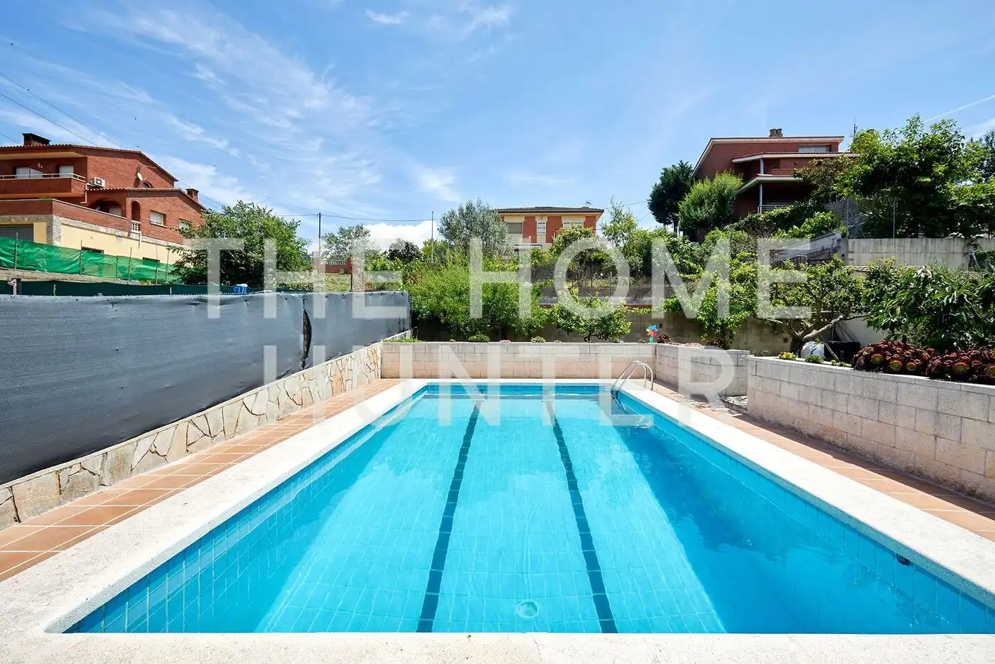 Swimming pool of Houses for sale in Barcelona  with Air Conditioner, Heating and Private garden