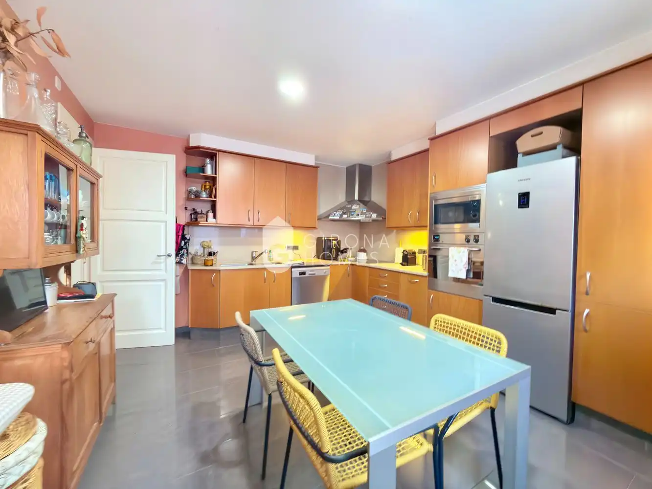Cocina de Piso en venta en Girona con Terraza y Trastero