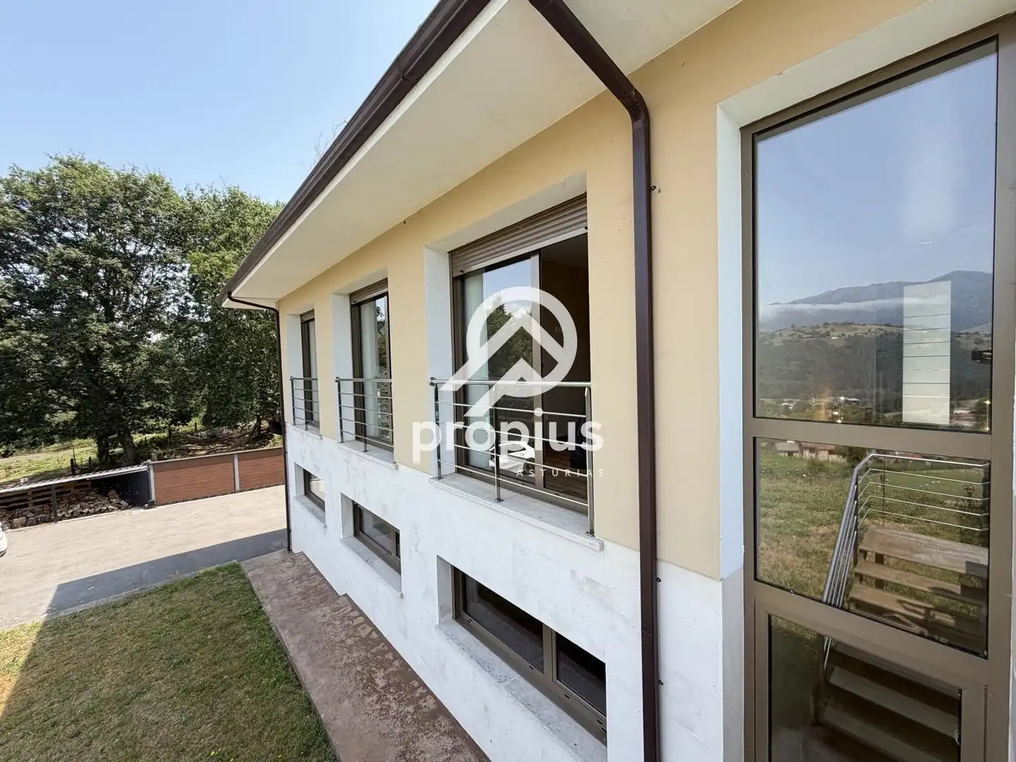 Vista exterior de Casa o chalet en venta en Cangas de Onís con Calefacción, Terraza y Trastero