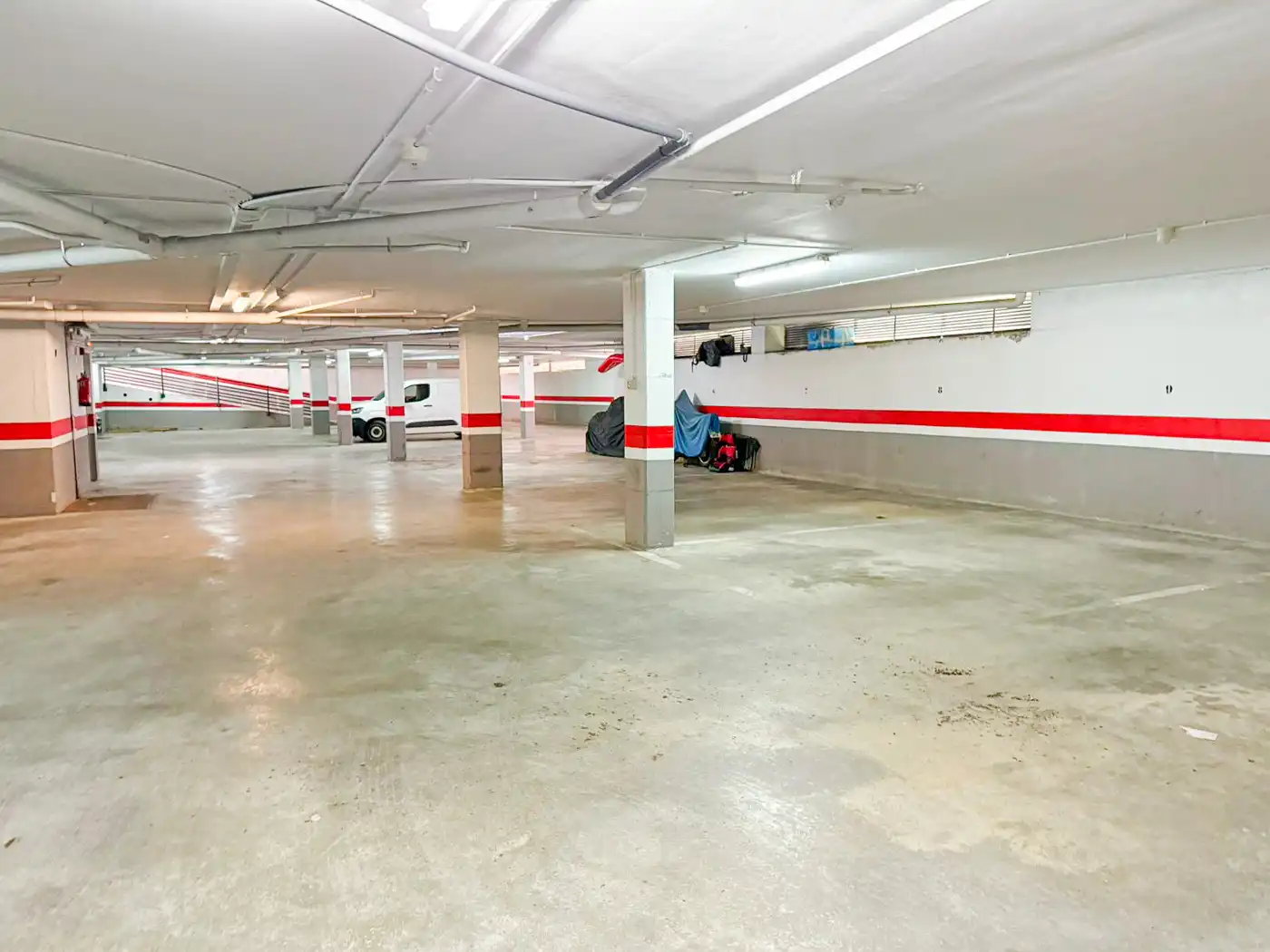 Parking of Duplexes for sale in Figueres  with Air Conditioner, Heating and Private garden