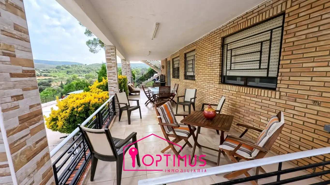 Terrace of Houses for sale in Macastre  with Private garden, Terrace and Storage room