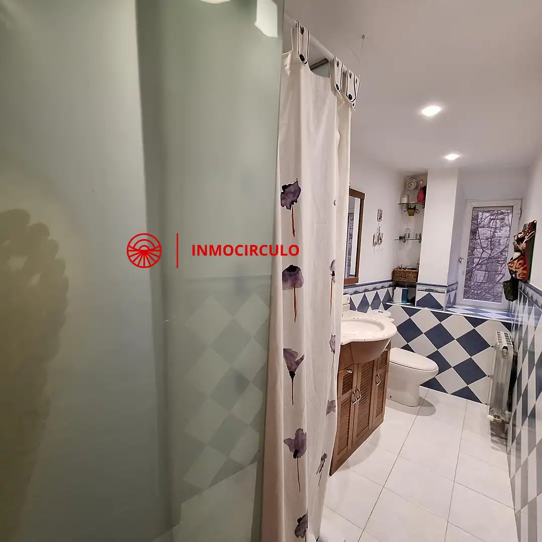 Baño de Apartamento en venta en Burgos con Calefacción