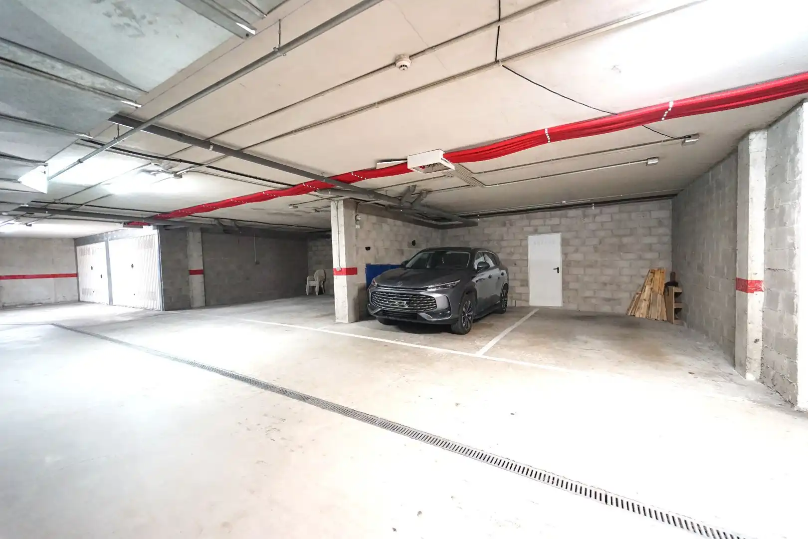 Parking de Casa adosada en venta en Piélagos con Calefacción, Jardín privado y Terraza