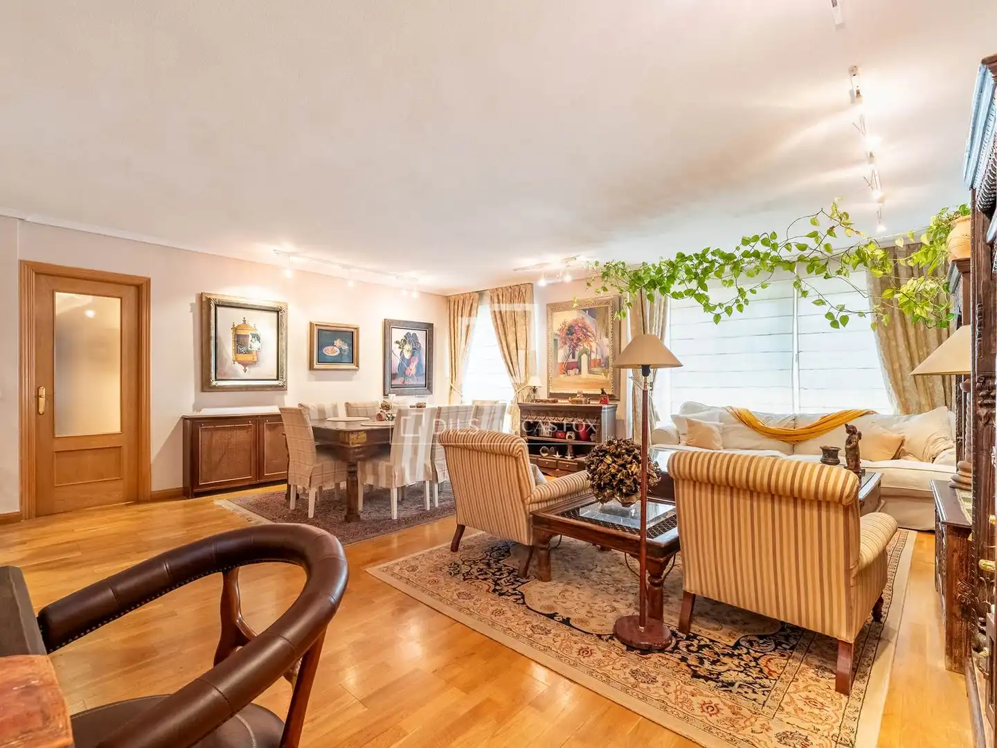 Living room of Attic for sale in Majadahonda  with Terrace, Storage room and Swimming Pool