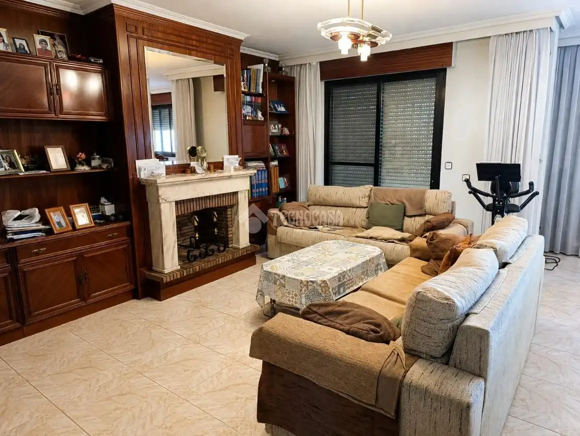 Sala de estar de Casa adosada en venta en Fuenlabrada con Calefacción