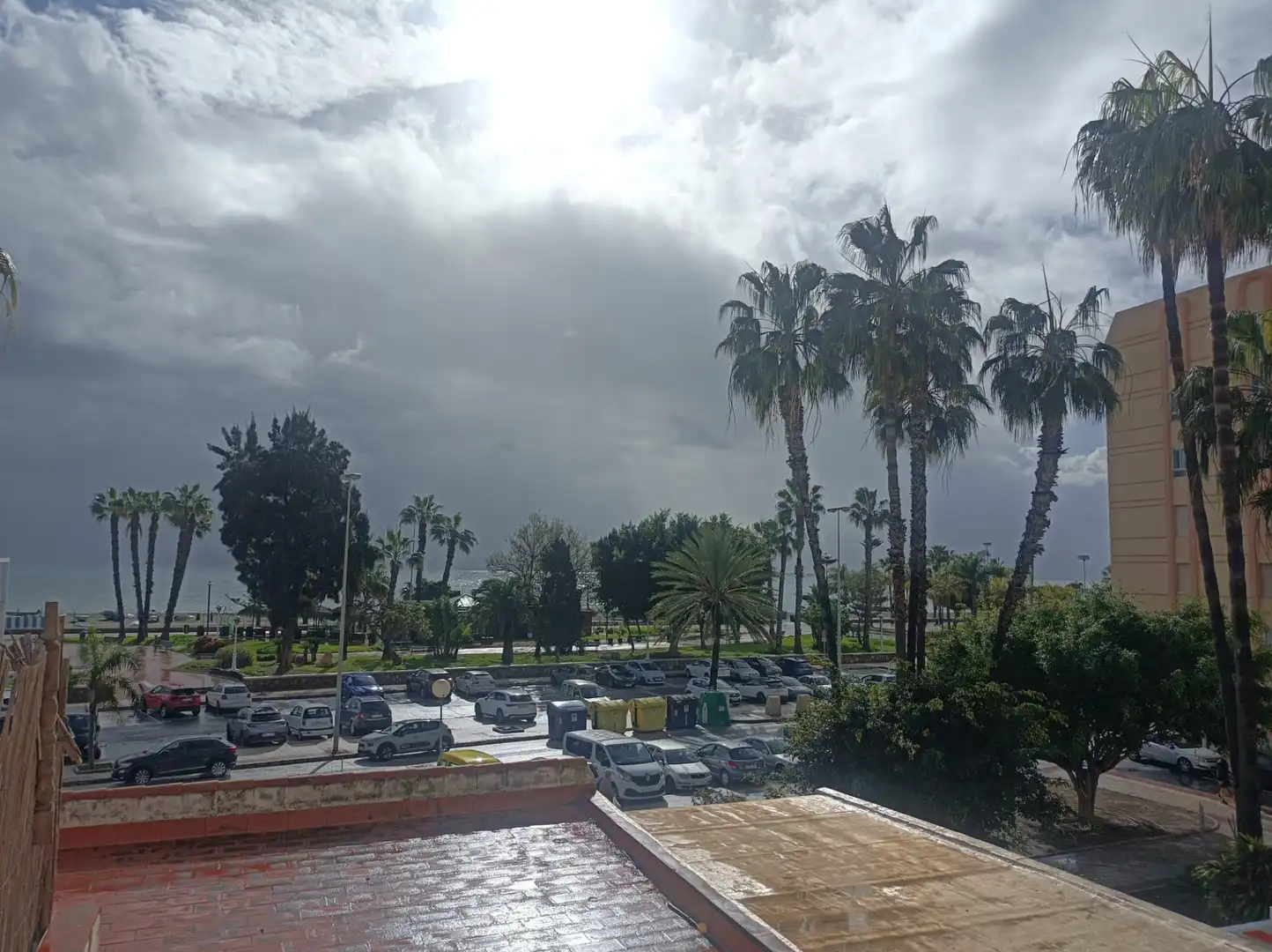 Vista exterior de Casa o chalet en venta en Vélez-Málaga con Aire acondicionado, Terraza y Amueblado