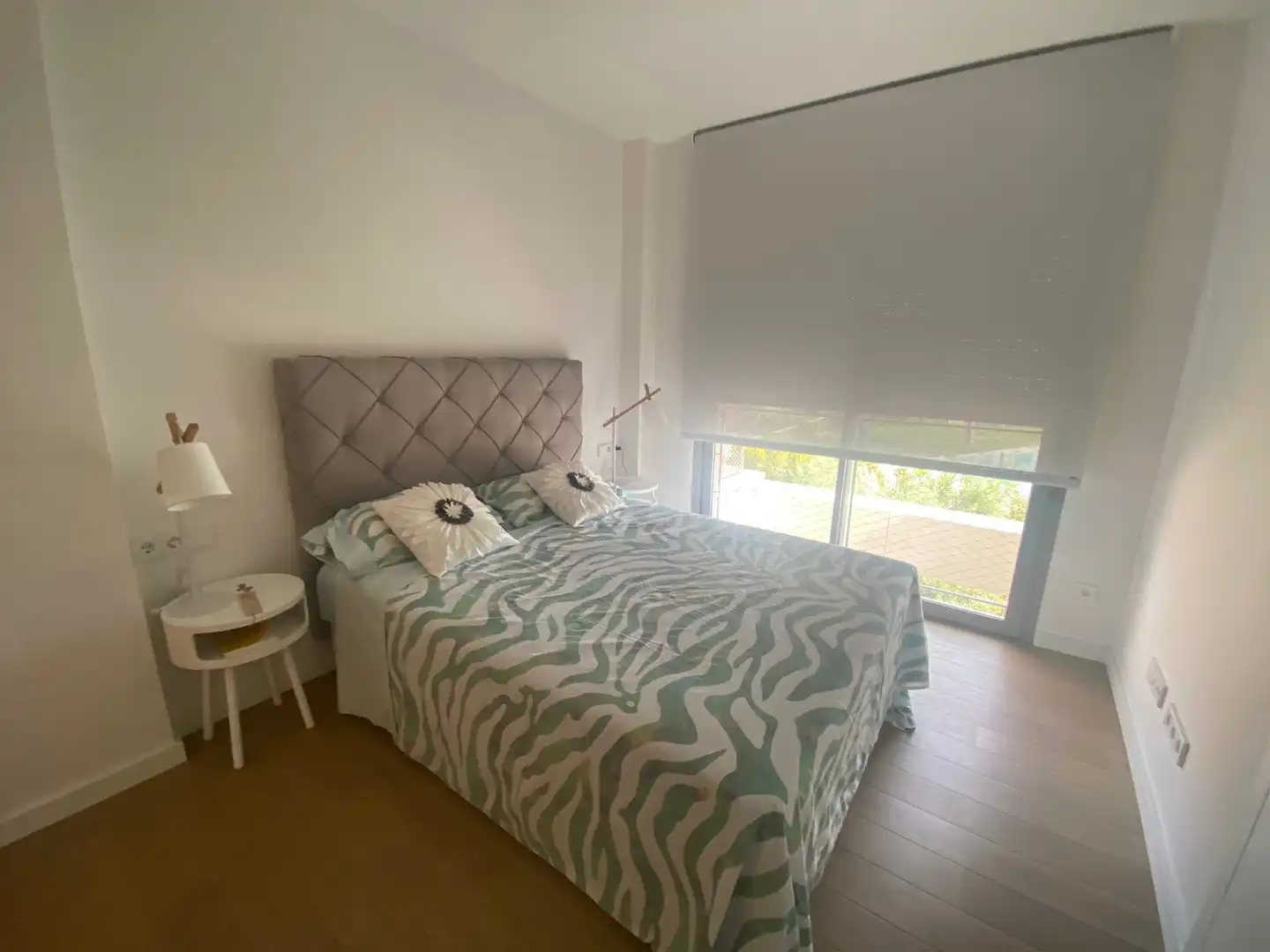 Habitación de Apartamento de alquiler en Salou con Aire acondicionado, Calefacción y Parquet
