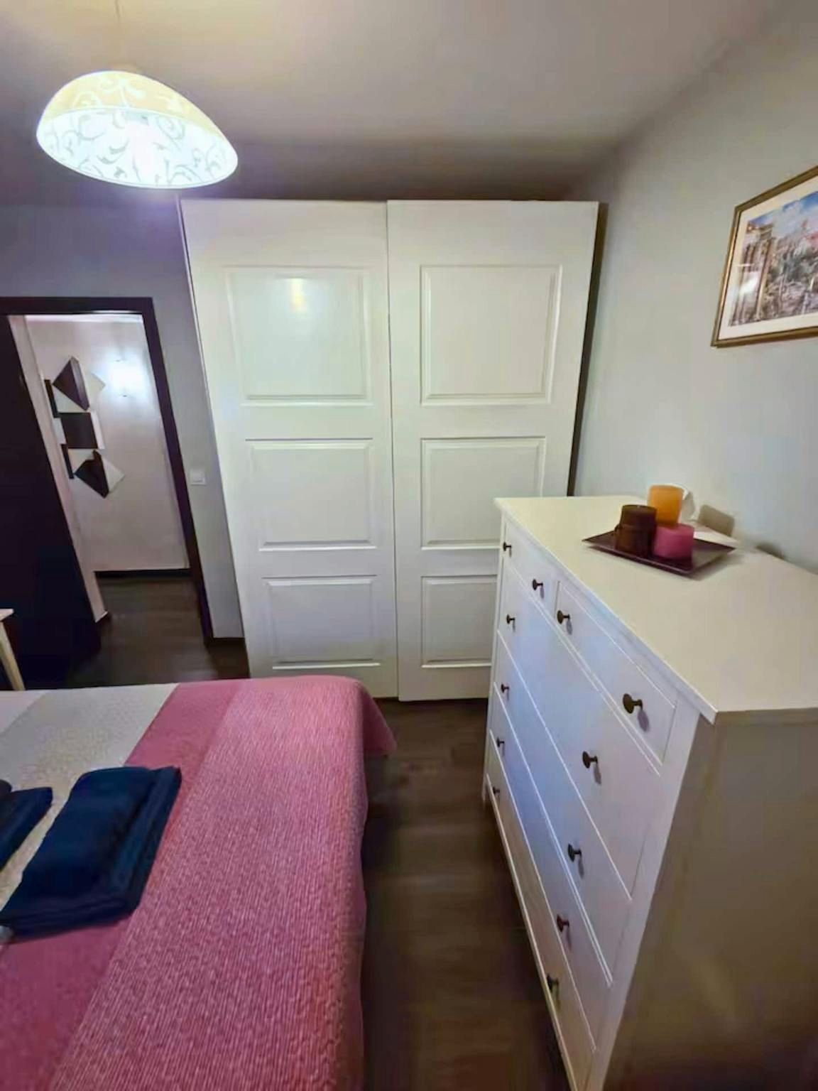 Dormitori de Pis de lloguer en  Madrid Capital amb Aire condicionat, Calefacció i Moblat