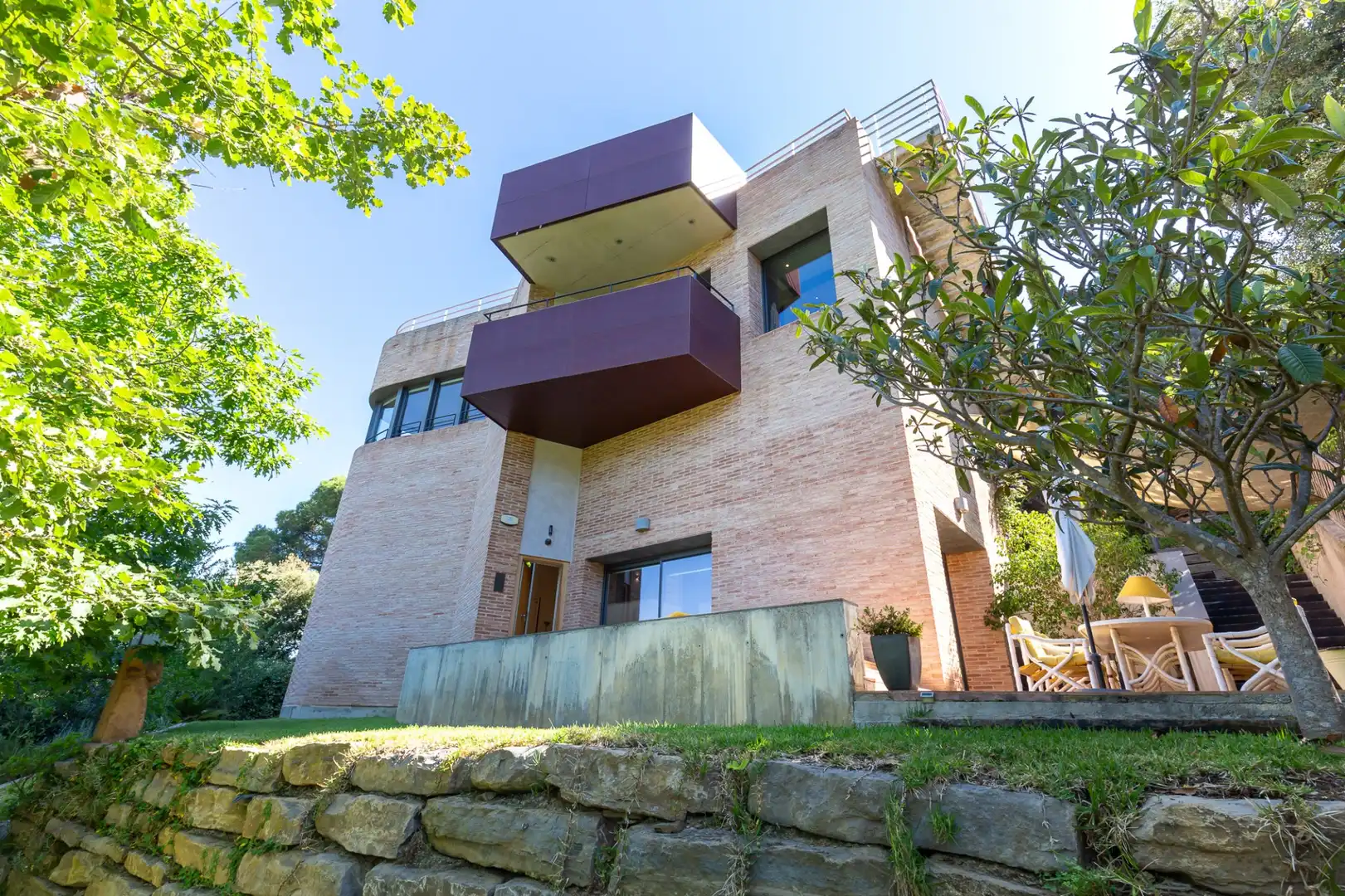 Vista exterior de Casa o xalet en venda en Sant Cugat del Vallès amb Aire condicionat, Calefacció i Terrassa
