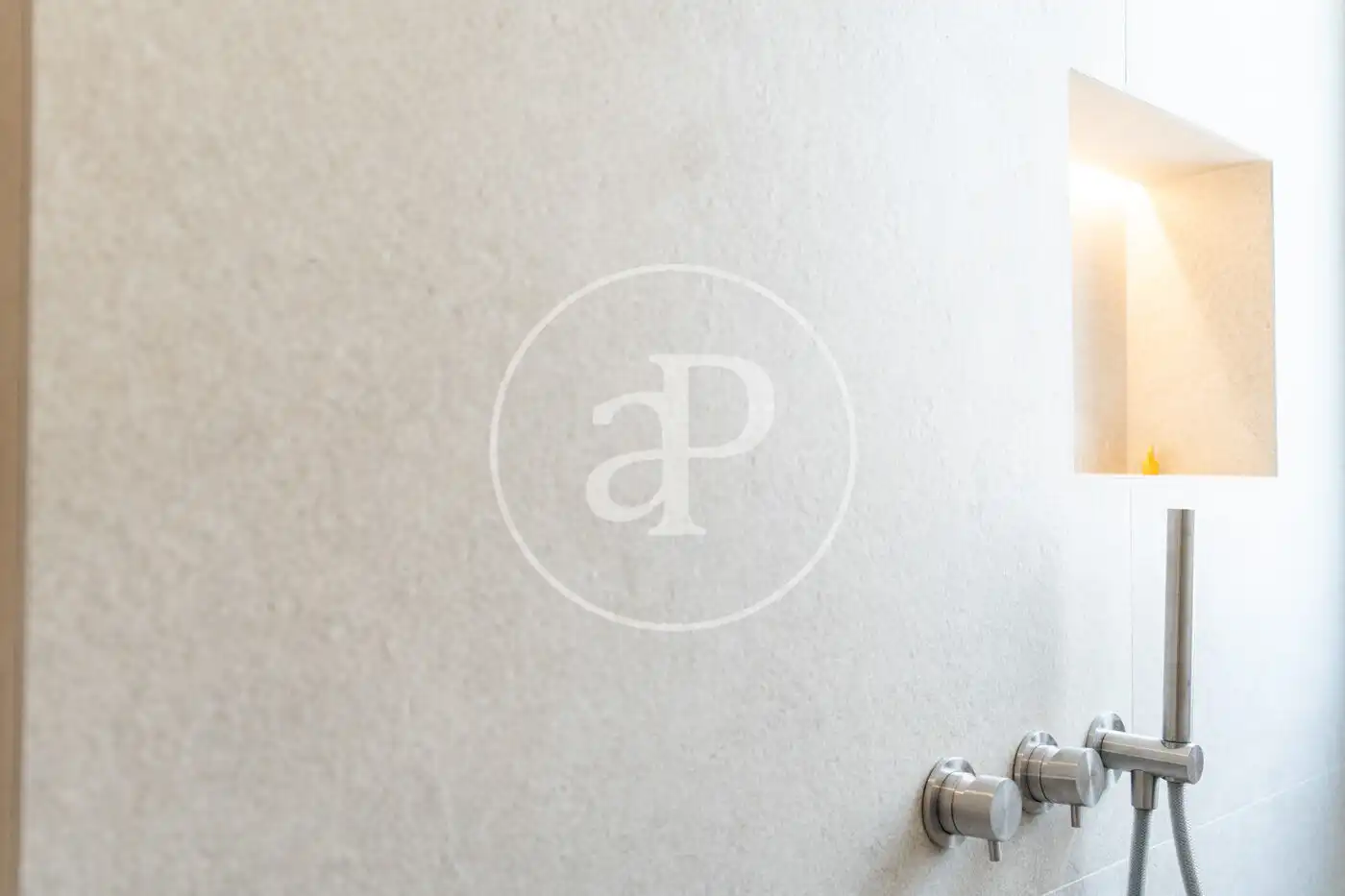 Bathroom of Flat for sale in  Palma de Mallorca  with Air Conditioner, Heating and Terrace