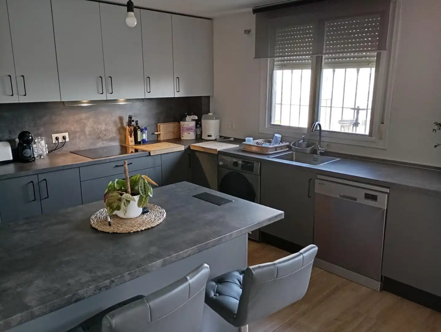 Cuina de Casa o xalet en venda en Córdoba amb Aire condicionat, Jardí privat i Terrassa