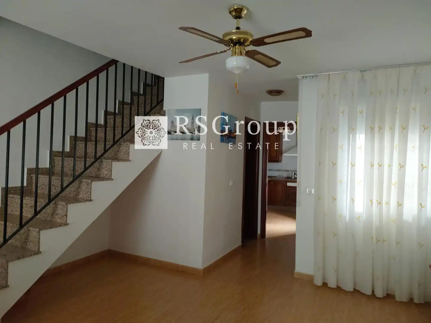 House with terrace for sale in CLARA CAMPOAMOR, imagen 5