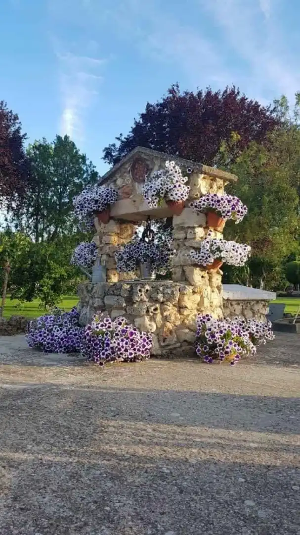 Jardí de Casa o xalet en venda en Husillos  amb Terrassa