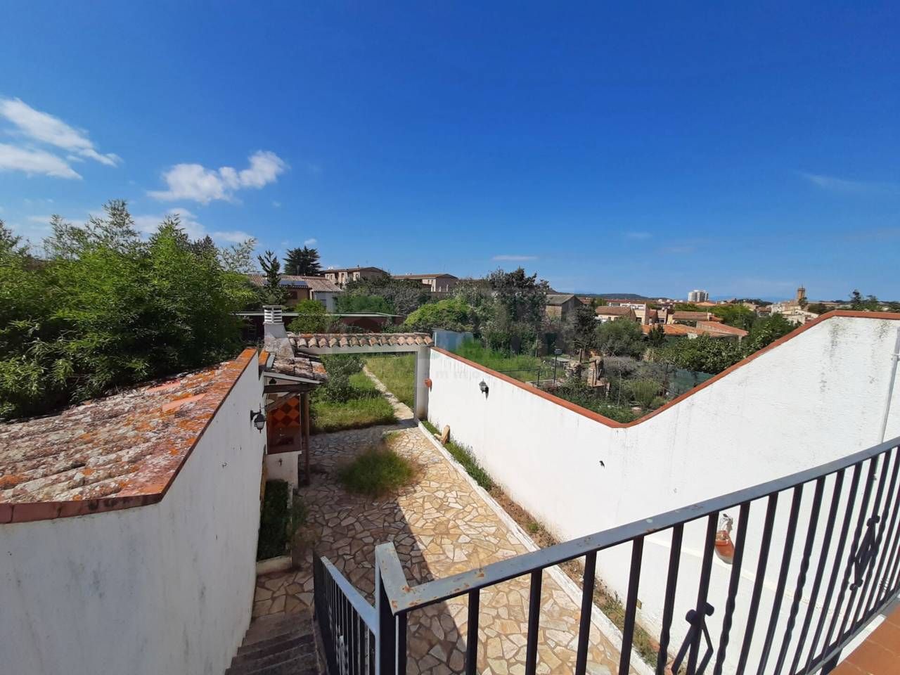 Garden of Country house for sale in La Bisbal d'Empordà  with Air Conditioner, Heating and Private garden