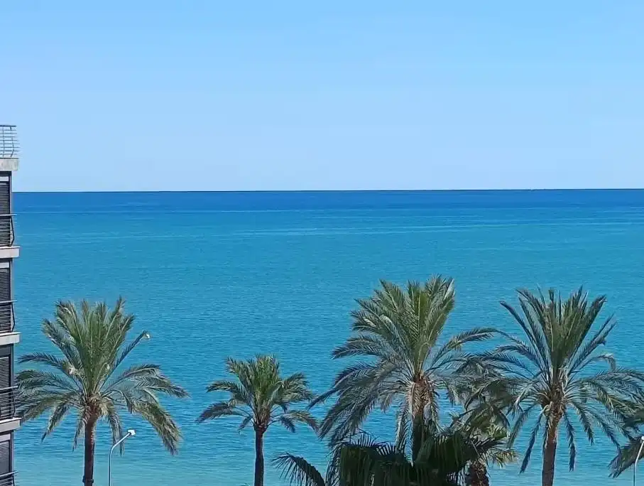 Vista exterior de Apartamento en venta en Benicasim / Benicàssim con Aire acondicionado, Calefacción y Jardín privado
