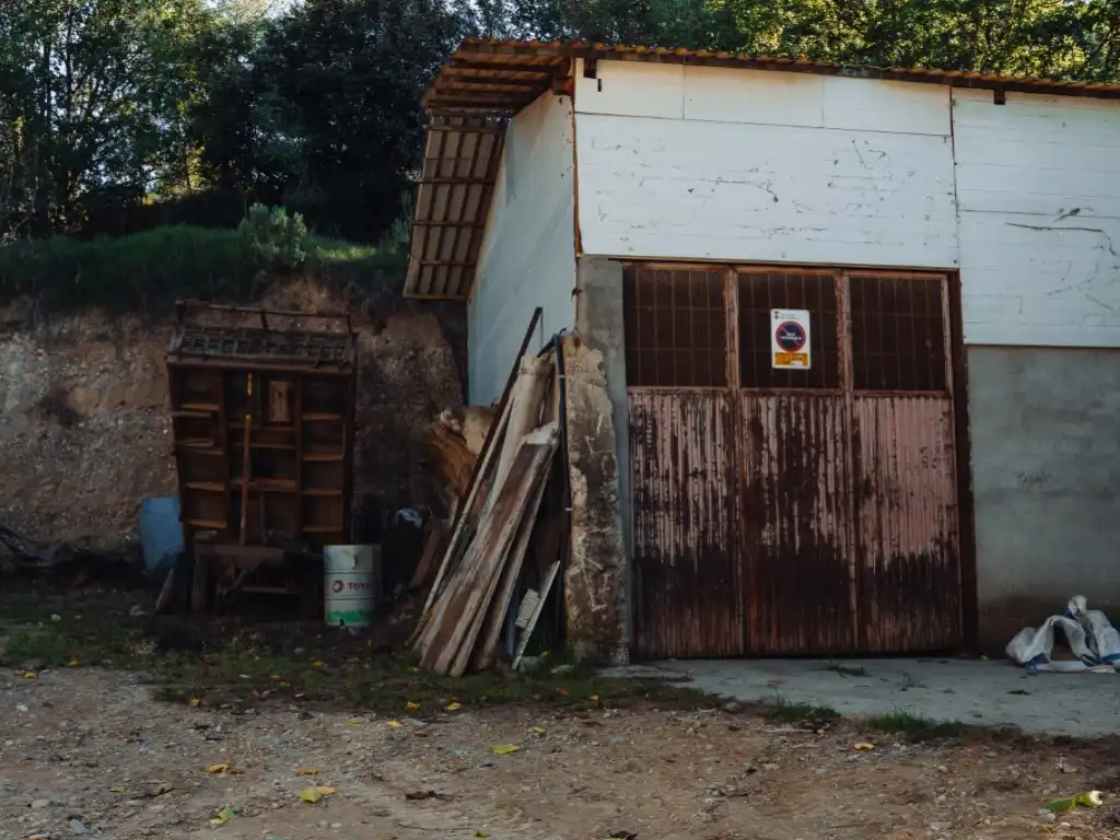Vista exterior de Finca rústica en venda en Rubí