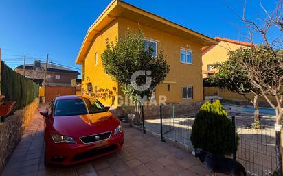 Exterior view of House or chalet for sale in Galapagar  with Swimming Pool