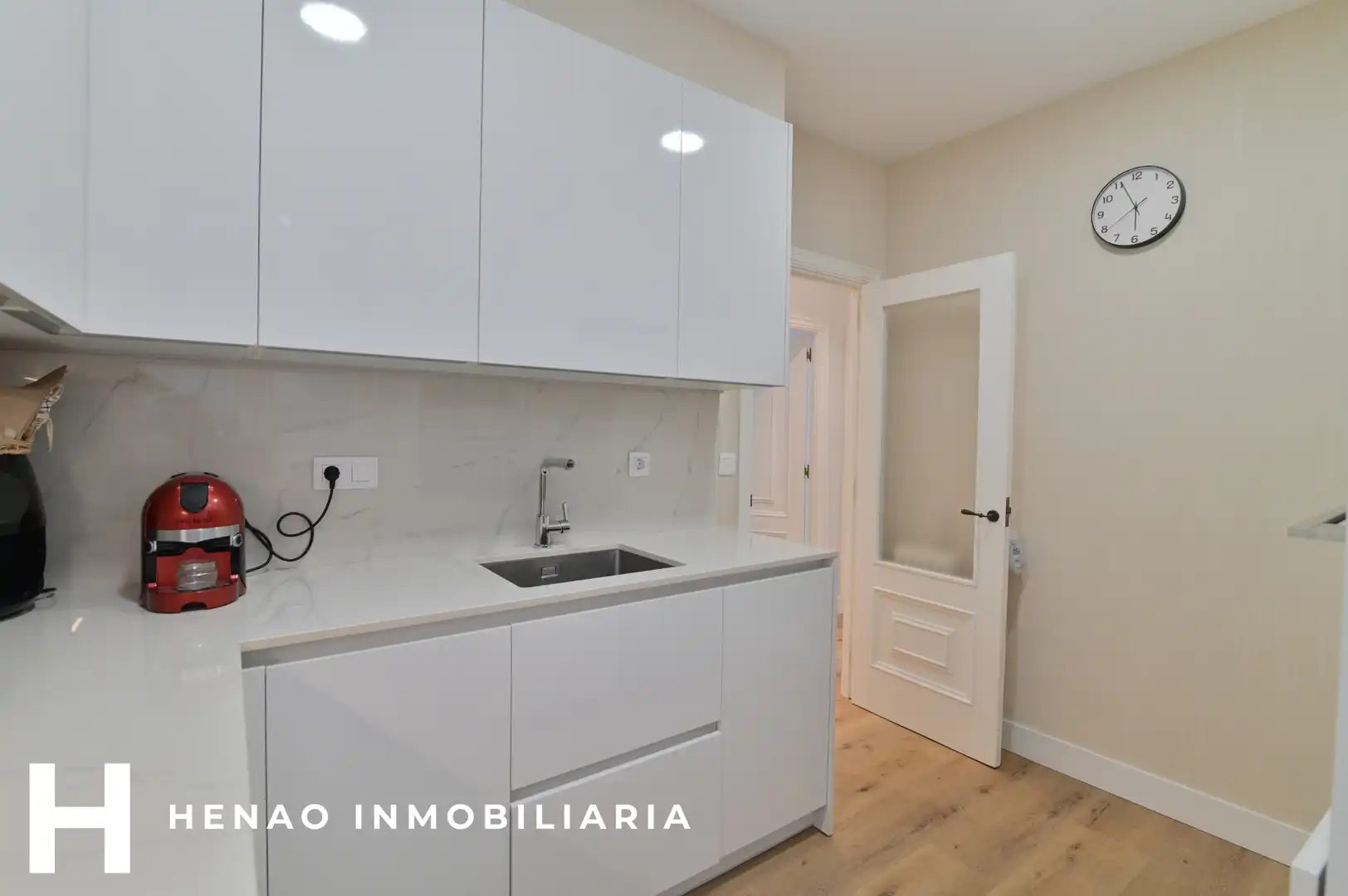 Flat with lift for sale in Rodríguez Arias Kalea, imagen 13