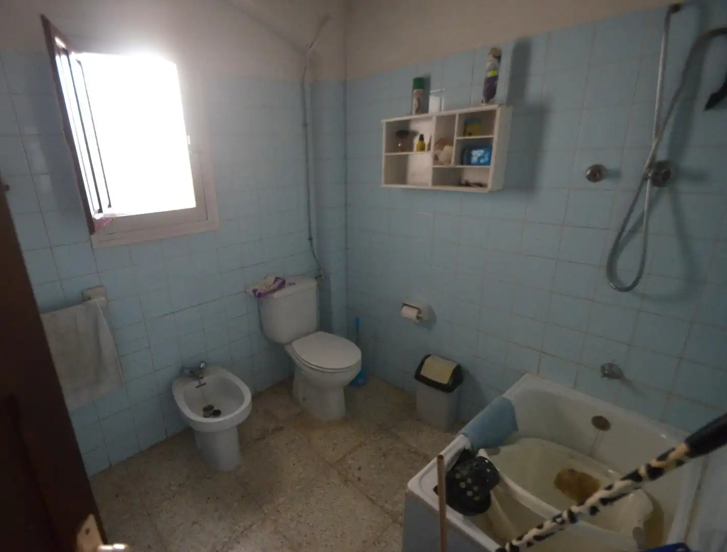 Bany de Casa o xalet en venda en Orxeta amb Terrassa, Traster i Moblat