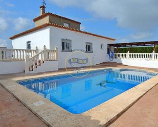 Piscina de Casa o xalet en venda en Llutxent amb Calefacció, Jardí privat i Traster