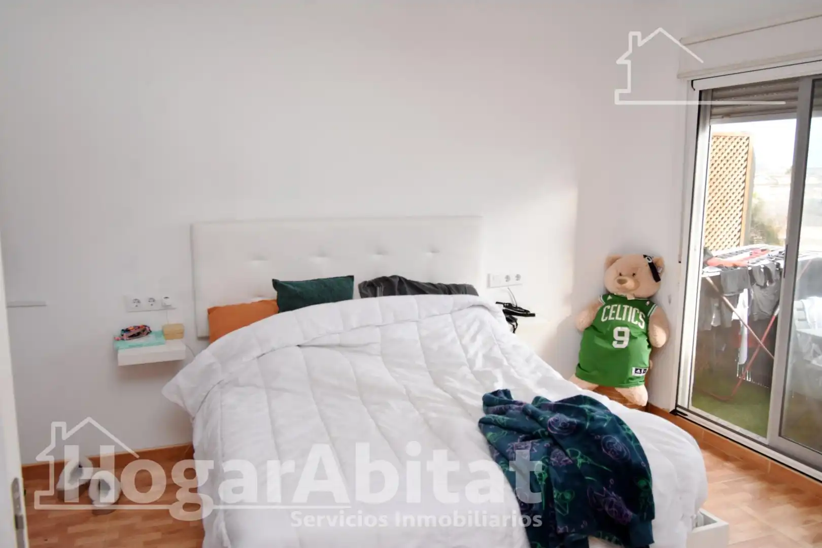 Dormitori de Pis en venda en Silla amb Aire condicionat, Traster i Balcó