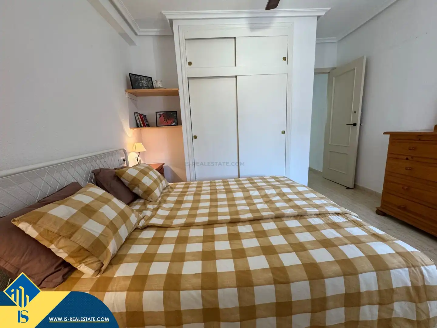 Dormitori de Casa o xalet en venda en Torrevieja amb Aire condicionat, Terrassa i Traster