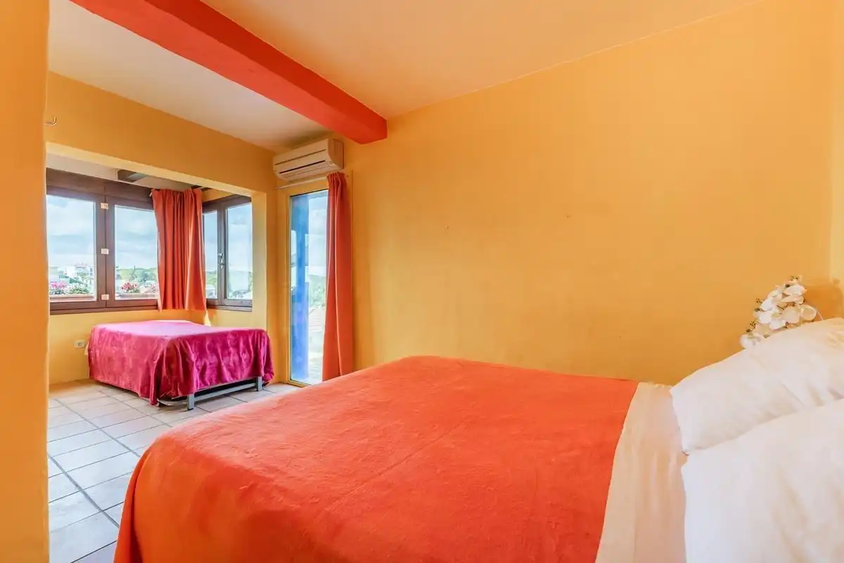 Habitación de Casa o chalet en venta en Sant Pere de Ribes con Aire acondicionado, Jardín privado y Terraza