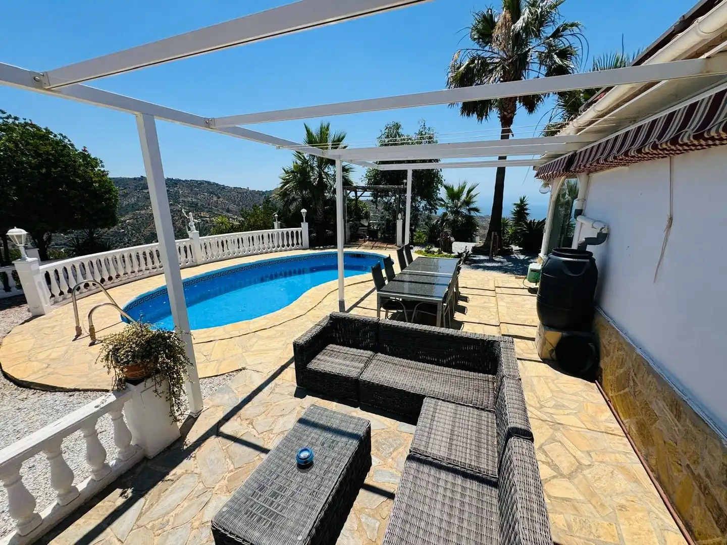 Terrassa de Casa o xalet en venda en Arenas amb Aire condicionat, Jardí privat i Traster