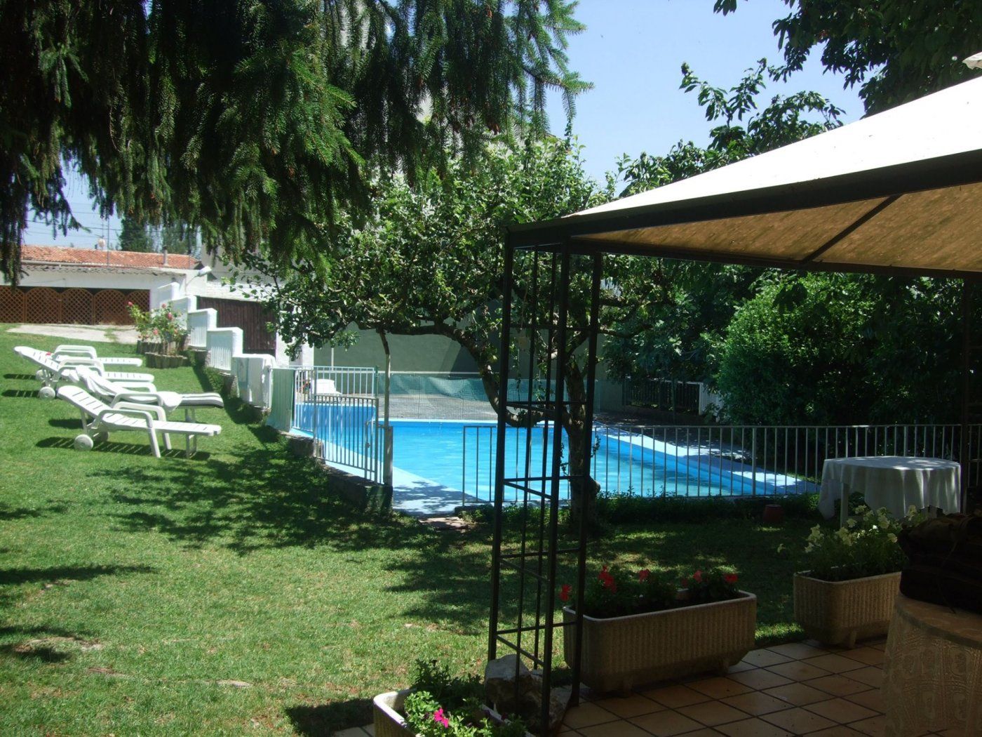 Piscina de Finca rústica en venda en Nalda amb Calefacció, Jardí privat i Terrassa