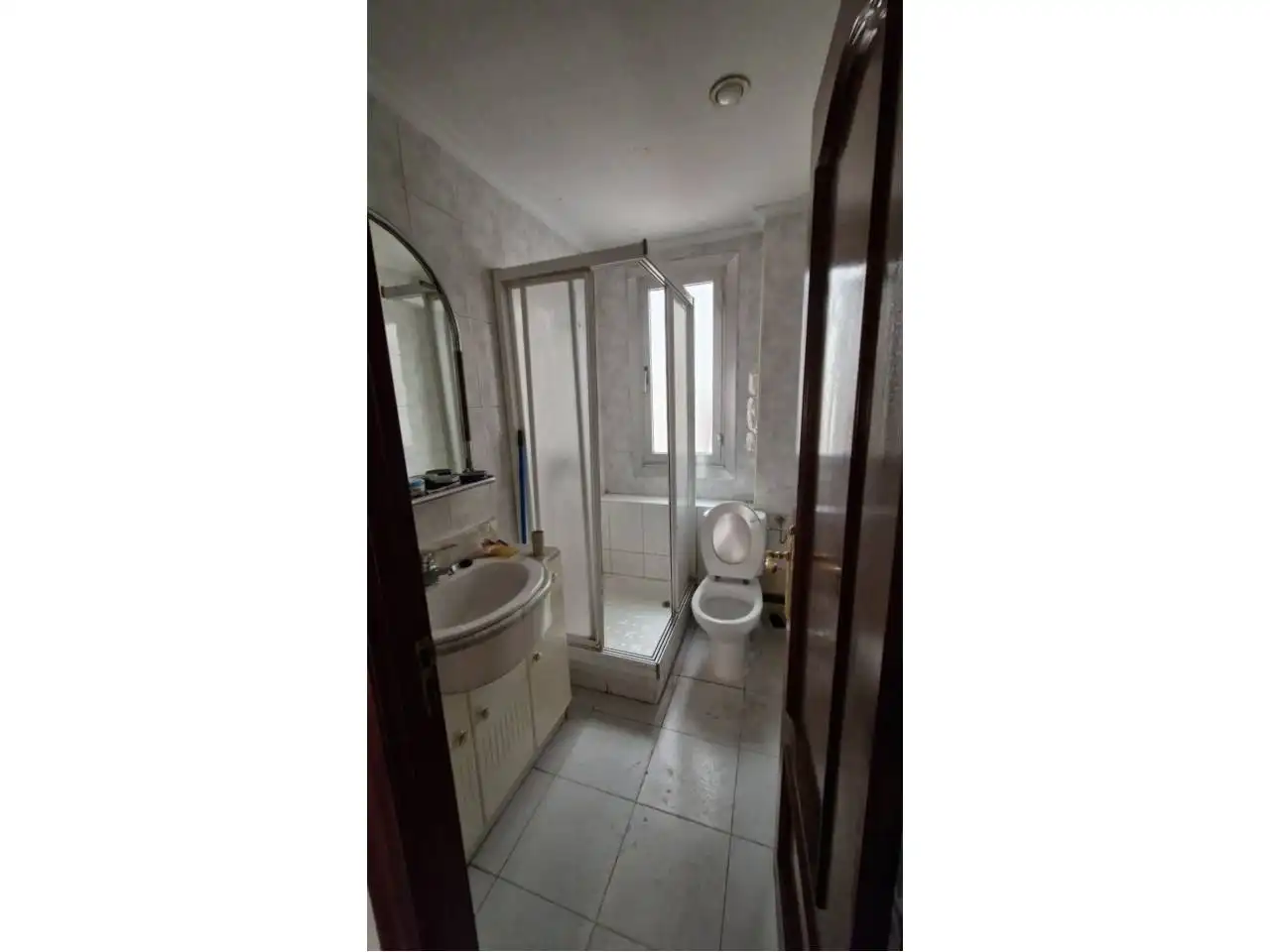 Baño de Piso en venta en  Logroño con Calefacción, Terraza y Balcón