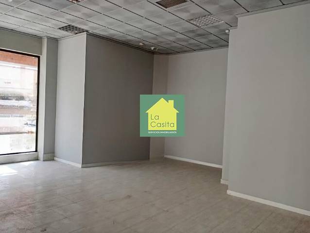 Local comercial en Alquiler en Industria