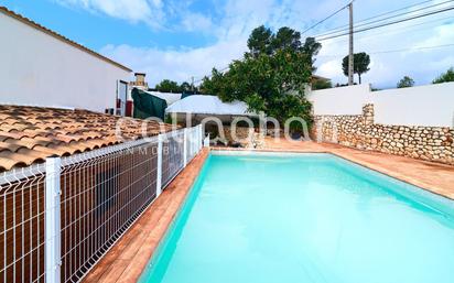 Piscina de Casa o xalet en venda en Alberic amb Aire condicionat, Calefacció i Jardí privat