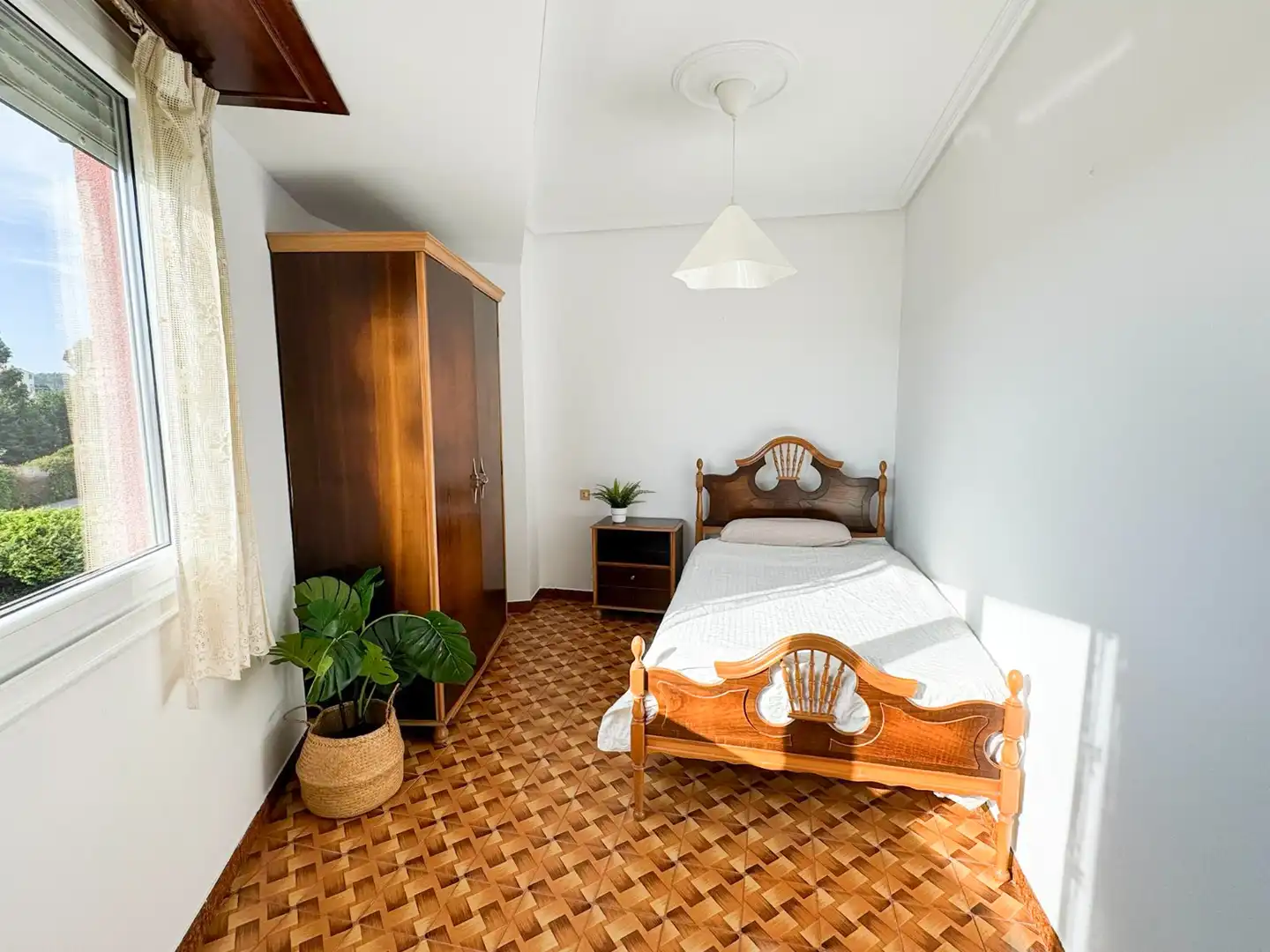 Habitación de Piso de alquiler en Narón con Amueblado