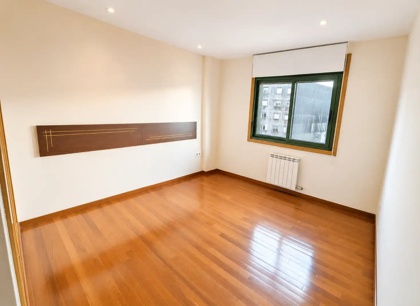 Habitación de Piso en venta en Marín con Calefacción y Trastero