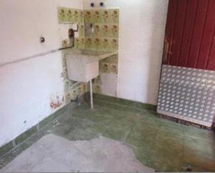 Bathroom of Flat for sale in Santa Coloma de Gramenet