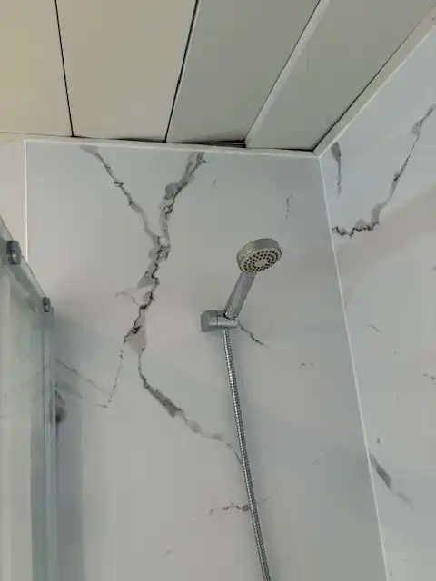 Badezimmer von Wohnung zum Verkauf in Barcelona mit Abstellraum und Alarm