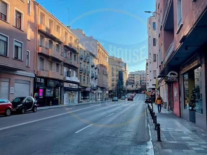 Vista exterior de Pis en venda en Cuenca Capital amb Calefacció, Traster i Alarma