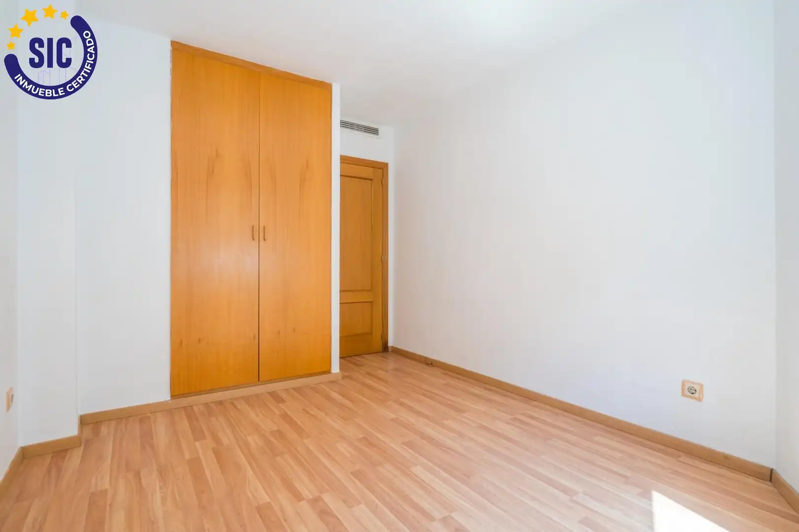 Habitación de Piso en venta en Valencia con Aire acondicionado, Calefacción y Terraza