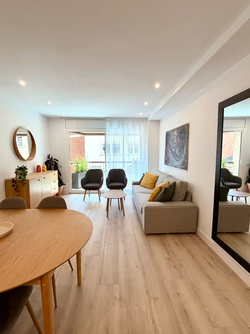 Sala de estar de Piso en venta en Girona con Aire acondicionado, Calefacción y Parquet
