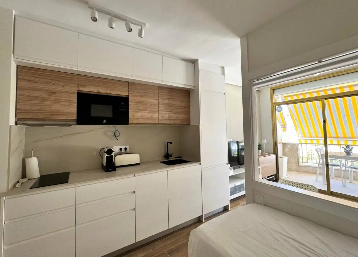 Apartments for rent in Avenida DIPUTACIO, Cap de Sant Pere