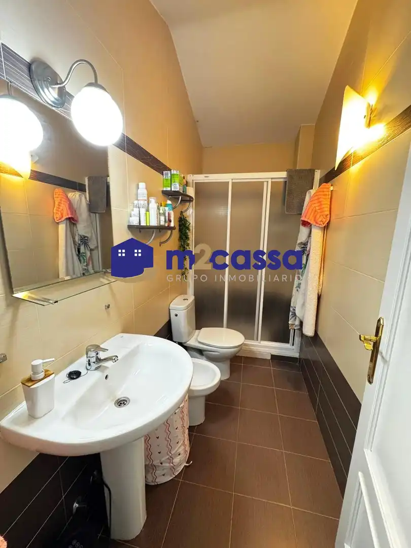 Baño de Dúplex en venta en Lorca con Aire acondicionado, Terraza y Trastero