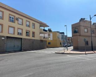 Exterior view of House or chalet for sale in Roquetas de Mar