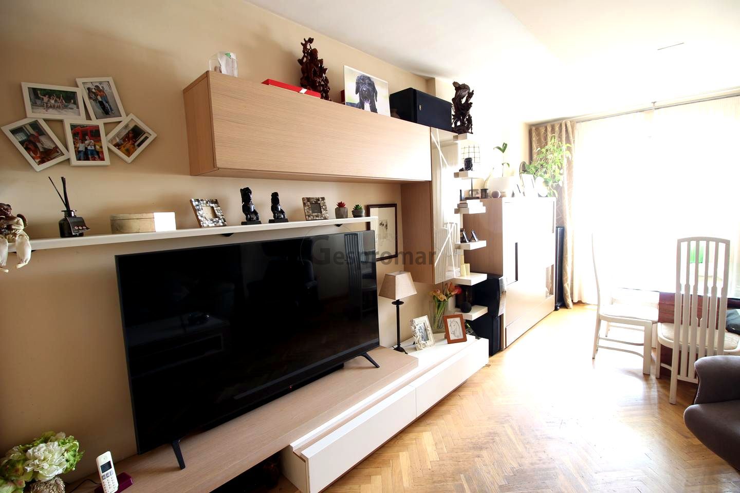 Sala d'estar de Pis en venda en  Madrid Capital amb Aire condicionat, Calefacció i Terrassa