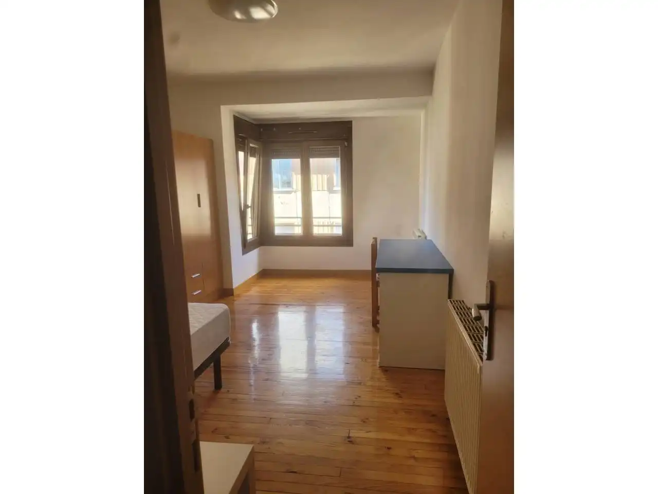 Schlafzimmer von Wohnung zum Verkauf in León Capital  mit Heizung, Parkett und Terrasse