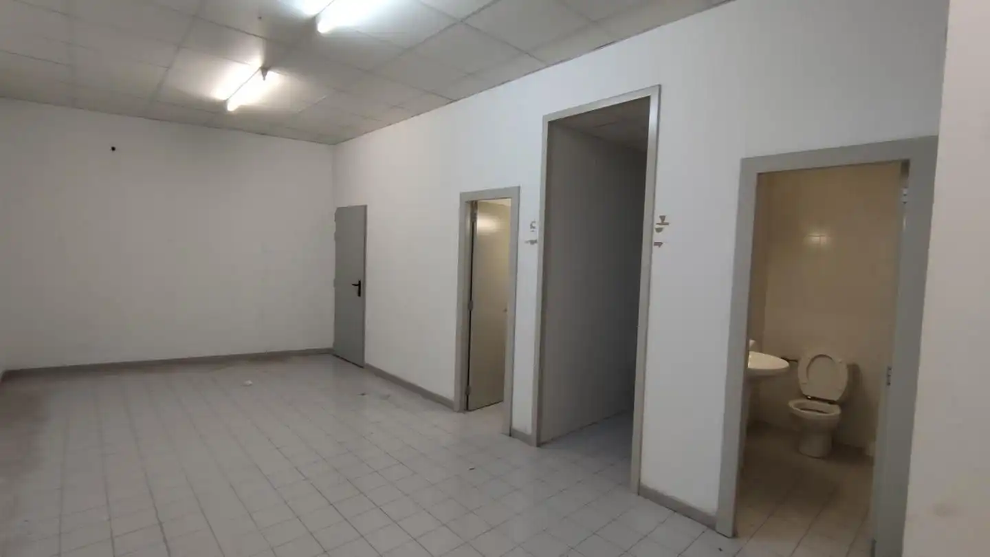Geschaftsraum zur Miete in Buñol